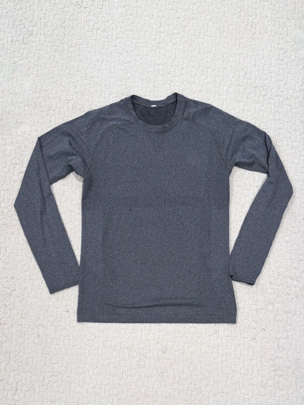 Men's Lululemon Long Sleeve Metal Vent Tee Size Small